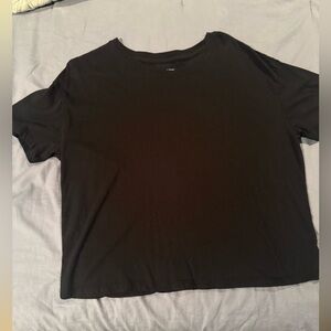 Old Navy Black Short Sleeve Crop Tee
